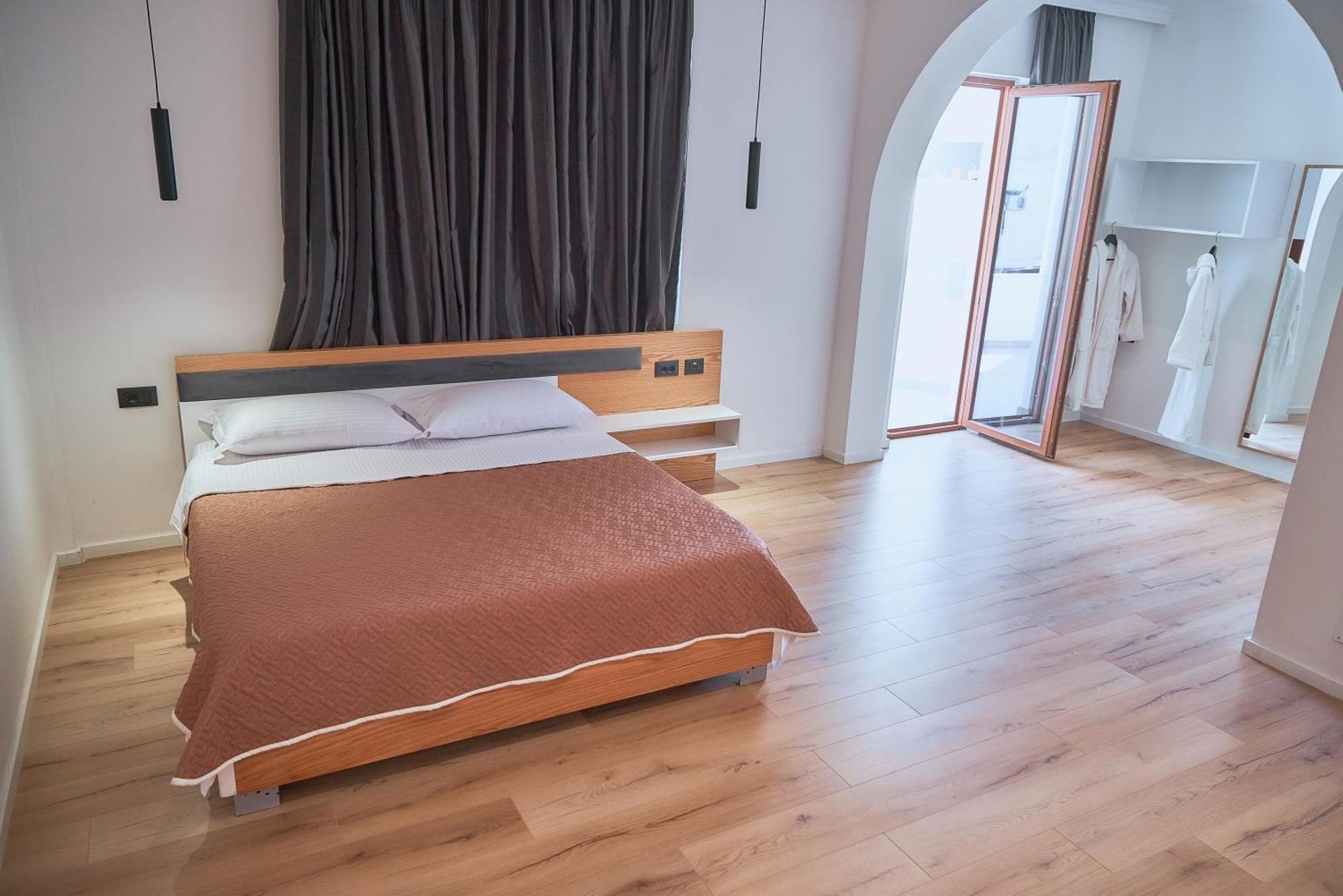 Kalpazo Inn Tiranë Ngoại thất bức ảnh