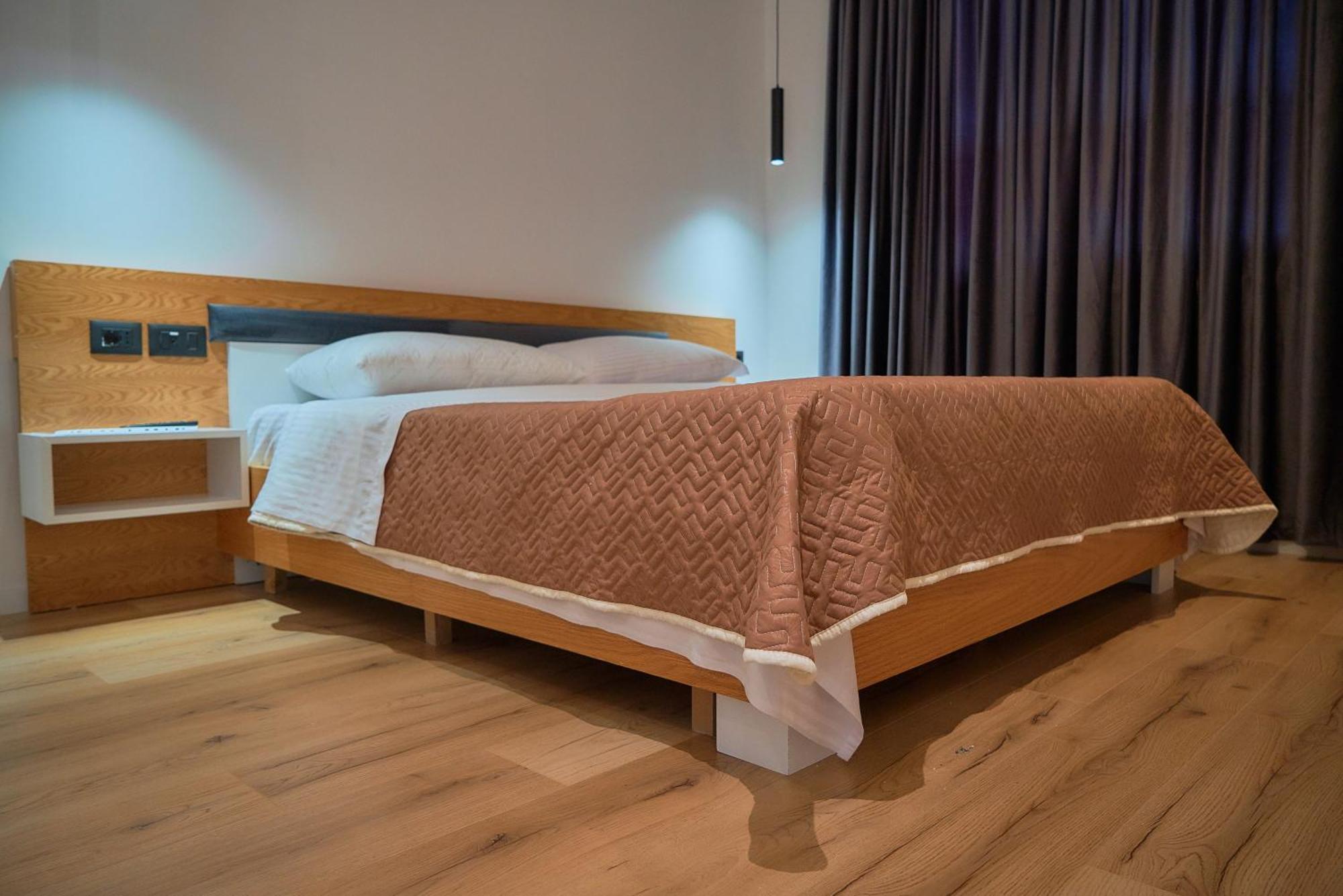 Kalpazo Inn Tiranë Ngoại thất bức ảnh