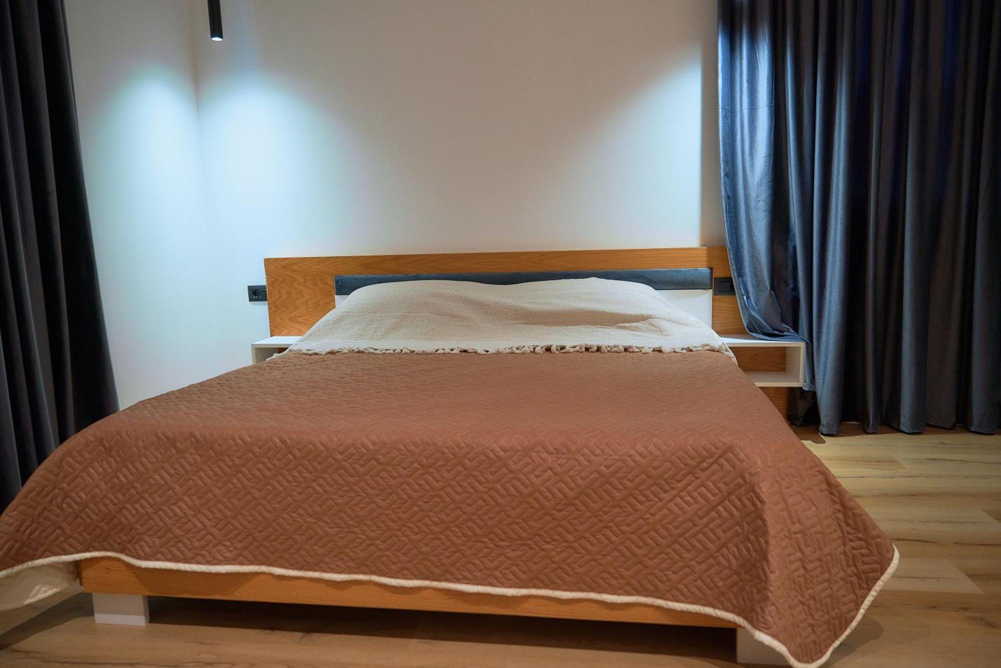 Kalpazo Inn Tiranë Ngoại thất bức ảnh